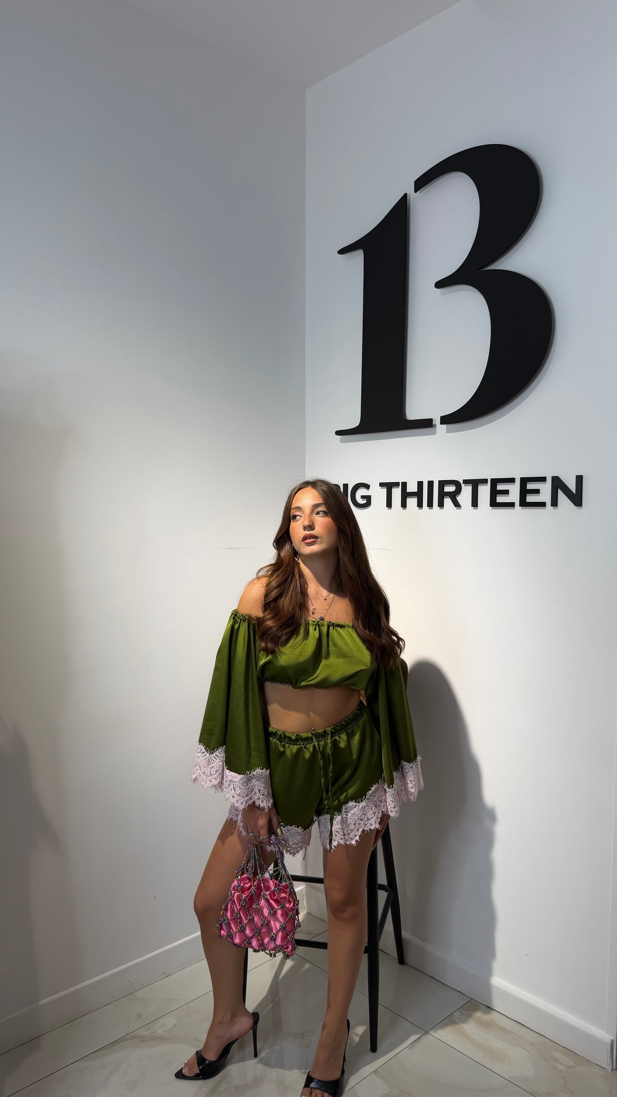 Set jasmine